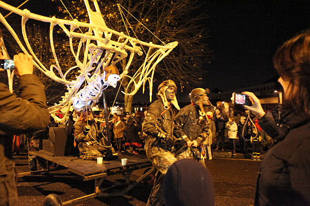 cork in halloween-nacht - republic of ireland corcaigh night photography stock-fotos und bilder