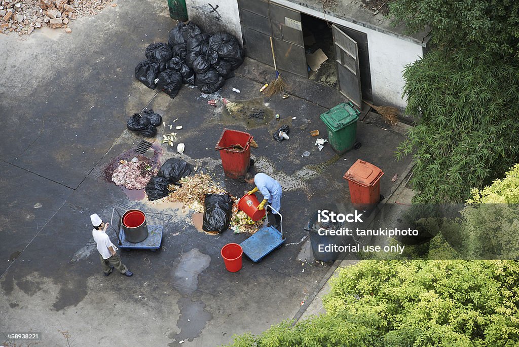 ゴミ収集する公共施設 - アジア大陸のロイヤリティフリーストックフォト