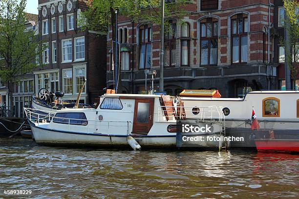 Old Motorboats In Amsterdam Stockfoto und mehr Bilder von Alt - Alt, Amsterdam, Auf dem Wasser treiben