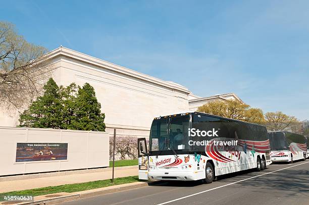 O Museu Nacional De Artewashinton Dc - Fotografias de stock e mais imagens de Ao Ar Livre - Ao Ar Livre, Autocarro, Capitais internacionais