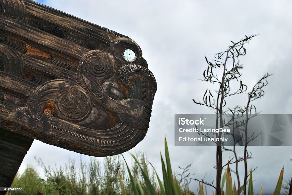 Wahanui-Gateway'Escultura pela Hohepa Barrett e Ropata Nelson - Royalty-free Cultura Maori Foto de stock