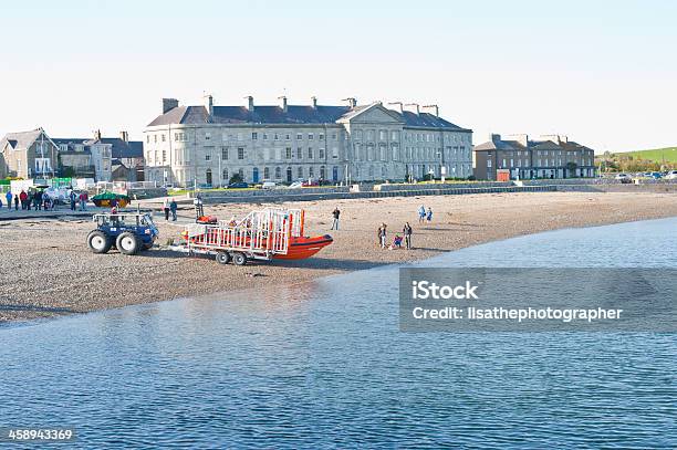 Foto de Lançamento Rnli Para O Barco Salvavidas e mais fotos de stock de Beaumaris - Beaumaris, Barco Salva-vidas, Areia