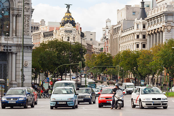 Tráfico en Madrid - foto de stock