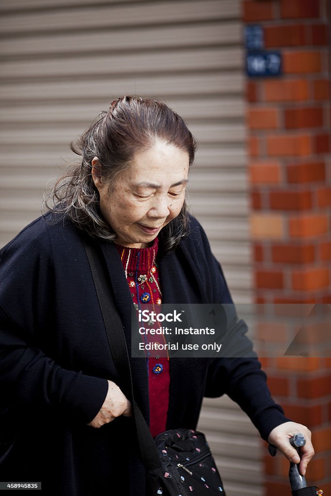 Пожилой Японская женщина - Стоковые фото 60-69 лет роялти-фри