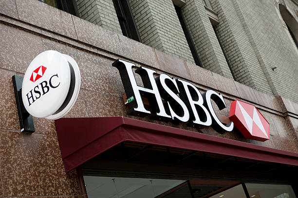 hsbc 銀行支店シアトルのダウンタウンでは - named financial services company ストックフォトと画像