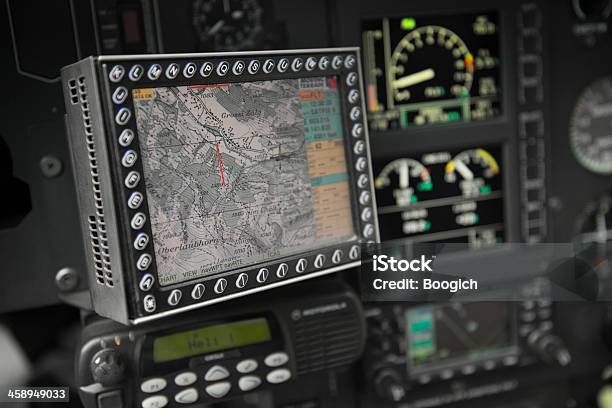 Hubschrauber Navigation In Der Berner Alpen Der Schweiz Stockfoto und mehr Bilder von Cockpit