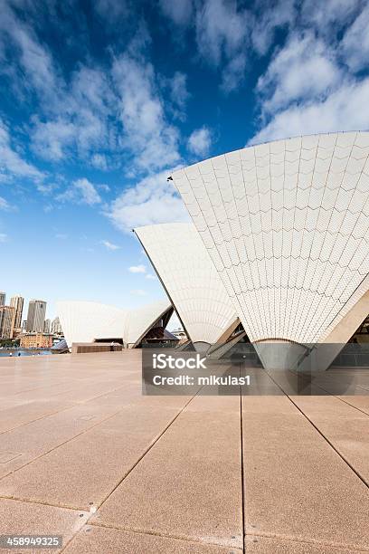 Foto de De Sydney Harbour Opera House e mais fotos de stock de Austrália - Austrália, Capitais internacionais, Destino turístico