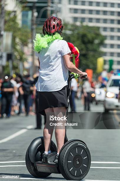 여자 On Segway Segway에 대한 스톡 사진 및 기타 이미지 - Segway, Gay Pride Parade, Pride - LGBTQI Event