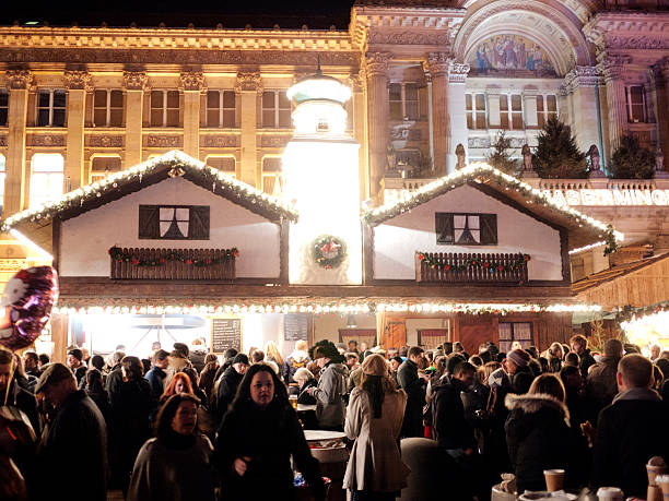 birmingham mercado de natal, victoria square - birmingham town hall uk city - fotografias e filmes do acervo