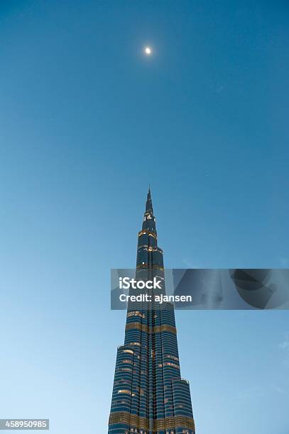 Burdż Chalifa W Dubaju - zdjęcia stockowe i więcej obrazów Bez ludzi - Bez ludzi, Biurowiec, Budynek z zewnątrz