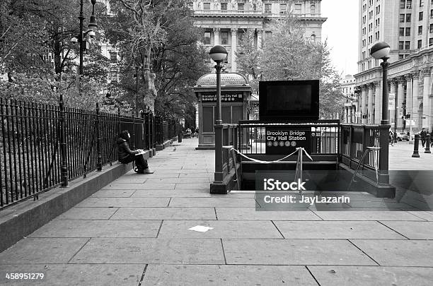 Female Artist Sketching Cityscape Lower Manhattan Nyc Stock Photo - Download Image Now