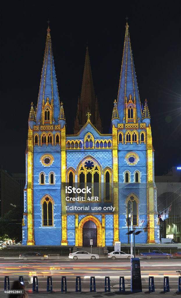 Show di Natale, Saint Paul's Cattedrale anglicana, Melbourne, Australia - Foto stock royalty-free di Albero
