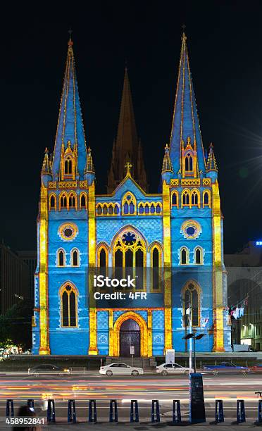 Show Di Natale Saint Pauls Cattedrale Anglicana Melbourne Australia - Fotografie stock e altre immagini di Albero
