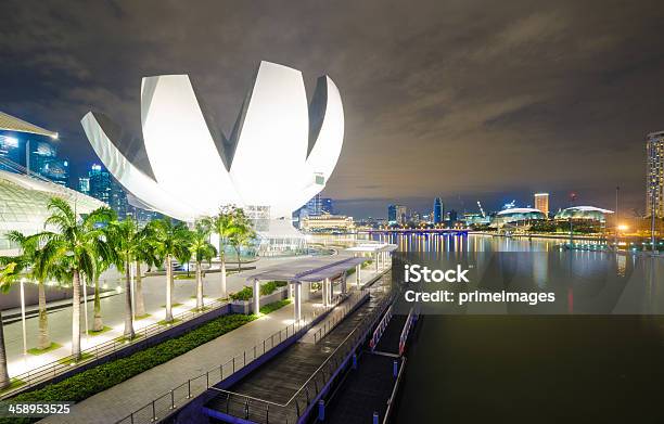 Foto de Paisagem Urbana De Marina Bay Em Cingapura e mais fotos de stock de Caracol - Caracol, Cidade de Singapura, Cingapura