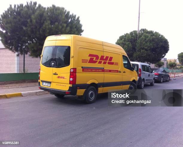 Dhl Stockfoto und mehr Bilder von Auslieferungslager - Auslieferungslager, Auto, Berlin