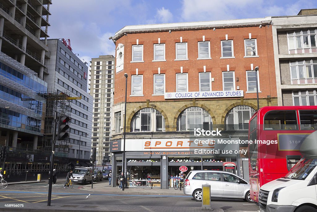 College of Advanced estudios en Whitechapel, Londres - Foto de stock de Londres - Inglaterra libre de derechos