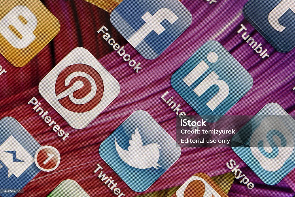 Les médias sociaux Apps sur Apple iPhone 4 à écran plat - Photo de Réseau social libre de droits