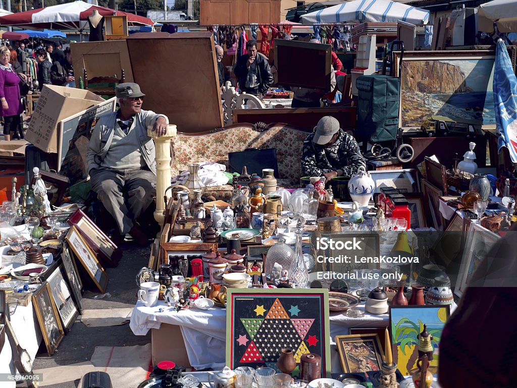 flea market en el glories en barcelona - Foto de stock de Adulto libre de derechos