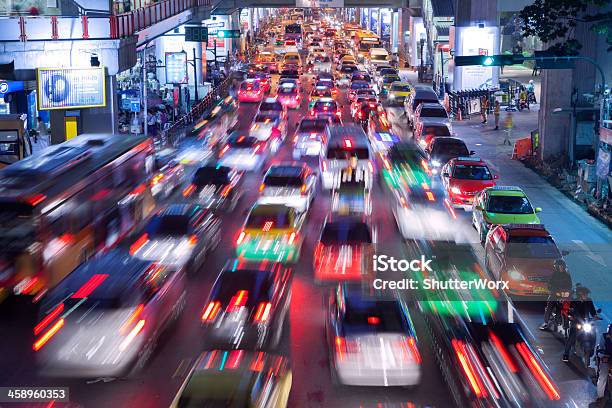 Verkehr Bangkoks Nacht Stockfoto und mehr Bilder von Bangkok - Bangkok, Auto, Chaos