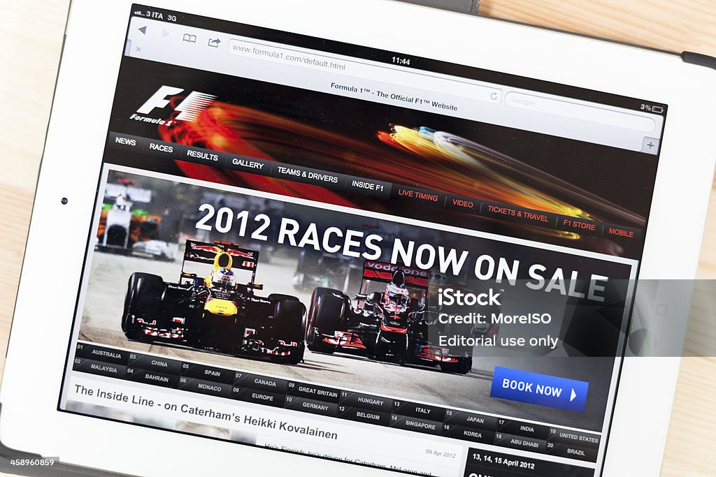 F 1 のウェブサイトに iPad - F1レースのロイヤリティフリーストックフォト