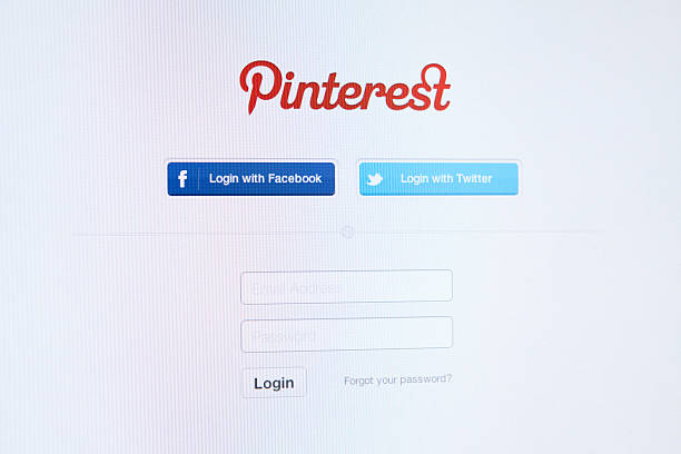 pinterest главной странице входа в систему - pinterest computer monitor web page internet стоковые фото и изображения