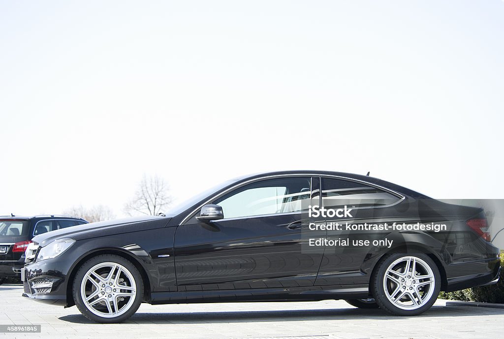 Mercedes Benz C 250 - Foto de stock de Ciudad libre de derechos