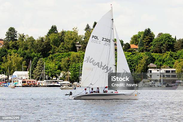 Foto de Barcos À Vela No Wannsee e mais fotos de stock de Apodrecer - Apodrecer, Azul, Barco Felucca