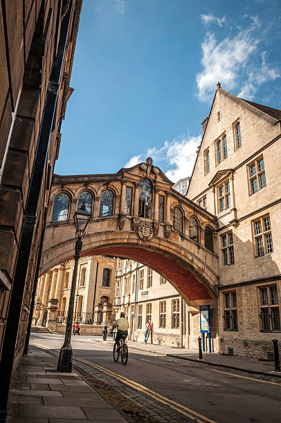 ハートフォード橋 - bridge of sighs ストックフォトと画像