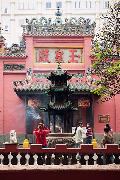 jade emperor 탑 - emperor jade pagoda 뉴스 사진 이미지