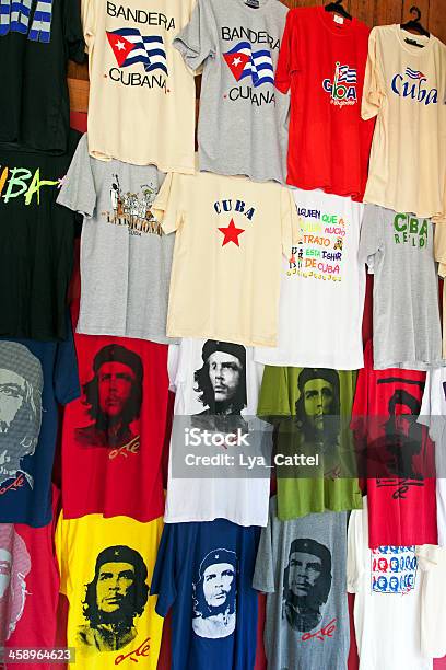 Photo libre de droit de Cuba Tshirts banque d'images et plus d'images libres de droit de Che Guevara - Che Guevara, T-Shirt, Vêtement de peau