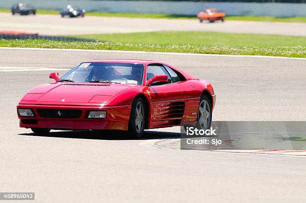 Ferrari 348 — стоковые фотографии и другие картинки Ferrari - Ferrari, Ferrari 348 Berlinetta, Автобусная остановка