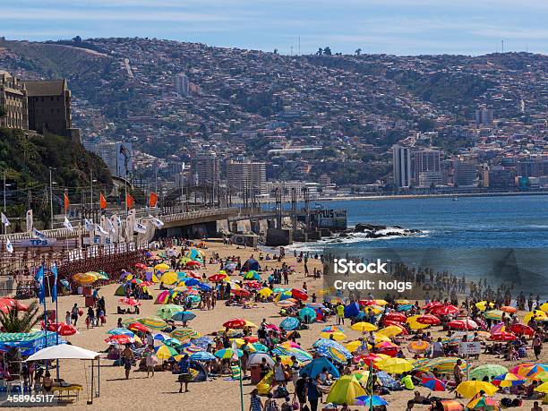 Photo libre de droit de Plage De Valparaíso Chili banque d'images et plus d'images libres de droit de Affluence - Affluence, Amérique du Sud, Chili