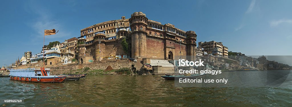 홀리 도시 계속하였습니다 -Varanasi - 로열티 프리 바라나시 스톡 사진