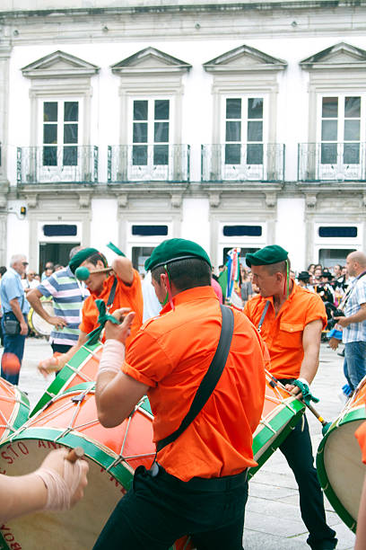 drummers - romaria photos et images de collection