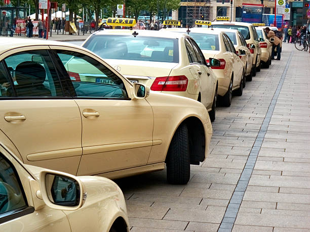 Was Kostet Ein Taxi In Hamburg 110+ Taxi Hamburg Stock Photos, Pictures & Royalty-Free Images - iStock