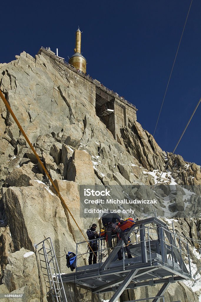 Soccorso montagna - Foto stock royalty-free di Alpi