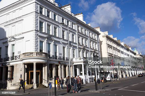 South Kensington Di Londra Inghilterra - Fotografie stock e altre immagini di Adulto - Adulto, Ambientazione esterna, Architettura