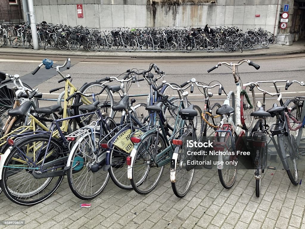 Viele Fahrräder von Amsterdam - Lizenzfrei Amsterdam Stock-Foto