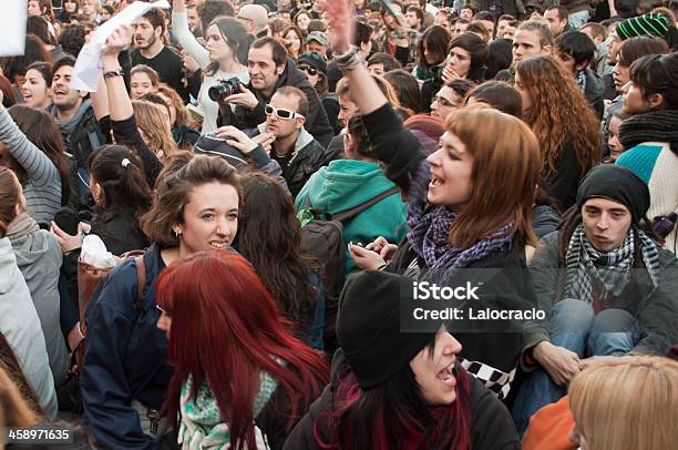 Demostración Foto de stock y más banco de imágenes de Grupo organizado - Grupo organizado, Luchar, Activista