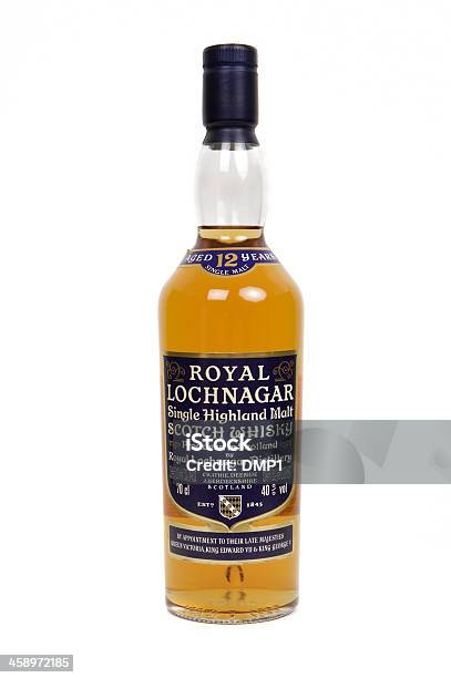 알무데나 Lochnagar 외동 하일랜드 몰트 위스키 흰색 배경의 0명에 대한 스톡 사진 및 기타 이미지 - 0명, 단일 객체, 독한 술