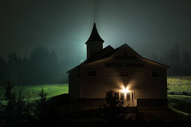 eglise baptiste heritage - editorial maritime provinces canada night photos et images de collection