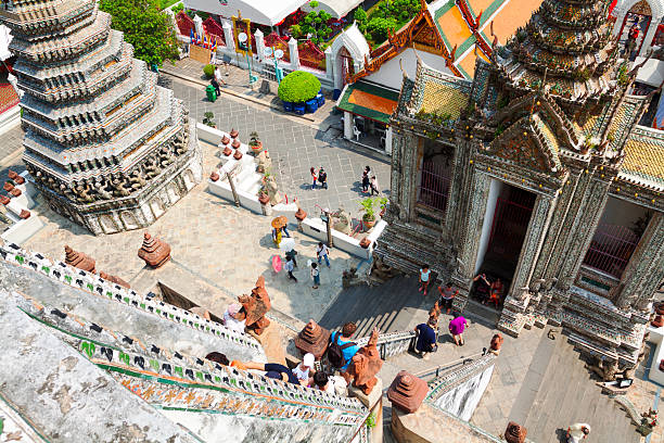 kroki wat arun - wat arun buddhism temple stone zdjęcia i obrazy z banku zdjęć