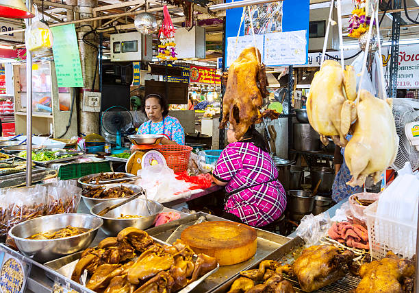 lub tor kor farmers market w bangkoku. - or tor kor market zdjęcia i obrazy z banku zdjęć