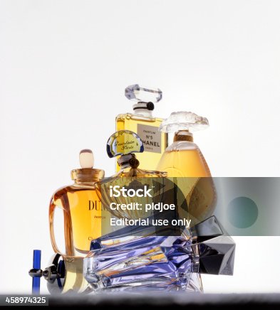 50+ Chanel 5 Perfume Stock Photos, Pictures & Royalty-Free Images - iStock