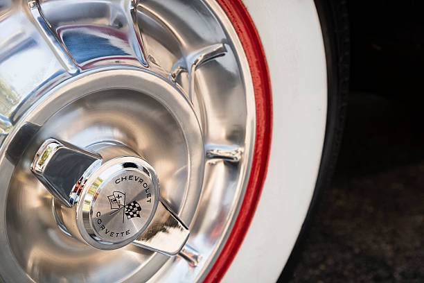Roda detalhe de 1960 Chevrolet Corvette Conversível - fotografia de stock