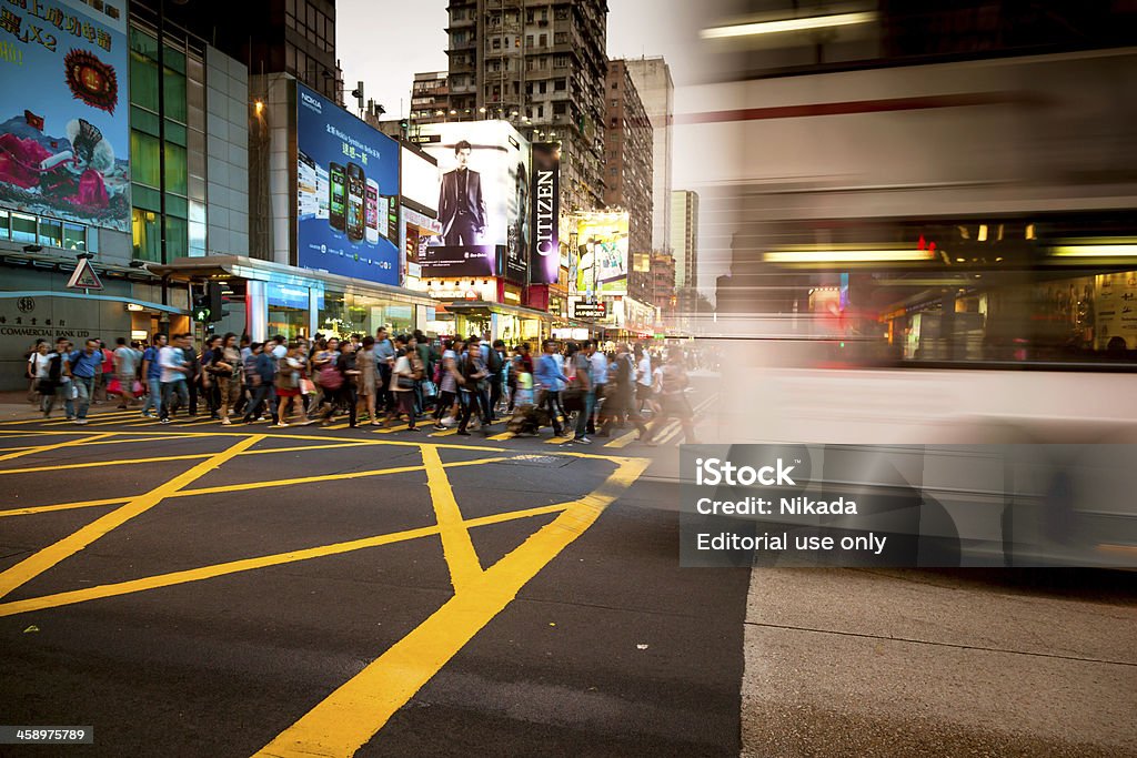 Verkehr durch Hong Kong - Lizenzfrei Auto Stock-Foto