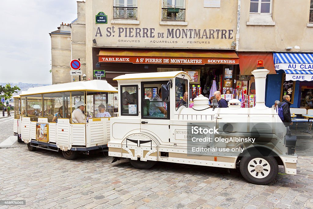 Petit Train de Montmartre, Paris. - Photo de Bus touristique libre de droits