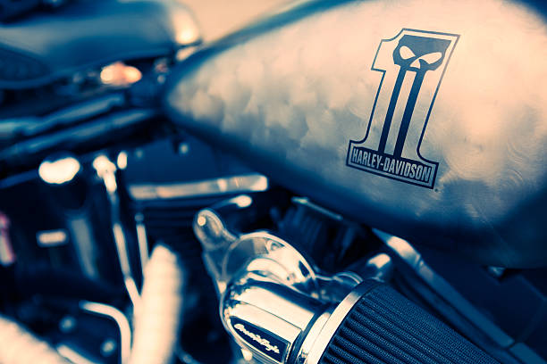 detalhe de motorizada - harley davidson engine motorcycle style imagens e fotografias de stock