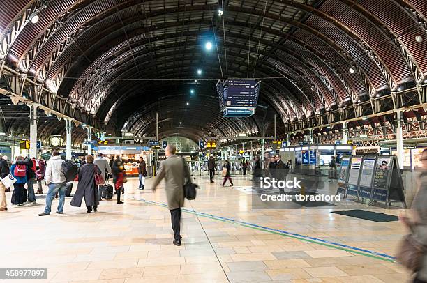 Paddington Railway Station Stock Photo - Download Image Now - Arch - Architectural Feature, Architectural Column, Architecture