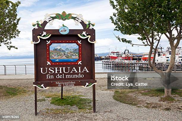 Foto de Ushuaia e mais fotos de stock de América do Sul - América do Sul, Argentina, Arquipélago Terra do Fogo